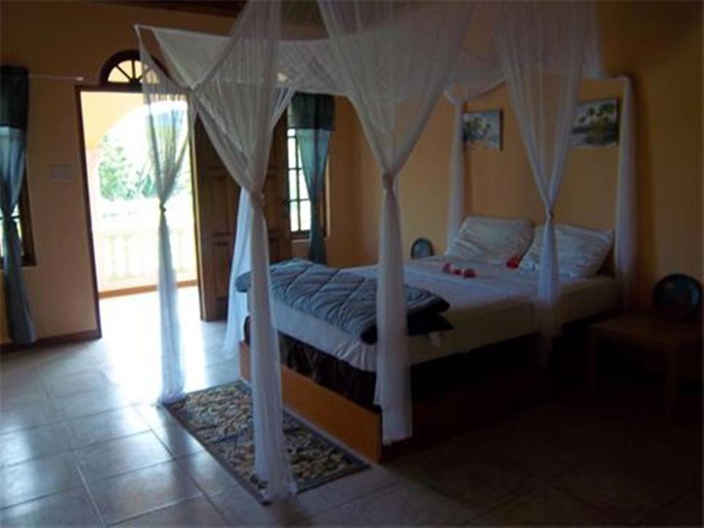 By The Sea Vacation Home And Villa Port Antonio Quarto foto